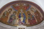 Detalj unutrašnjosti crkve Gospina usnuća gdje je i hrvatski grb