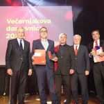 (FOTO)Večernjakovu domovnicu dobili Marino Marić, Ena Ćorić, Nikolina Pinko-Behrends, Vinko Sabljo...