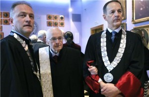 Milko Kelemen (u sredini) prilikom dodjele  počasnog doktorata Sveučilišta u Zagrebu 2014.godine