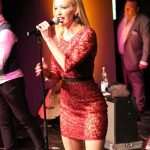 (FOTO i VIDEO) Na Dalmatinskoj večeri u Esslingenu brojnu publiku zabavljala Jelena Rozga i Klapa Rišpet