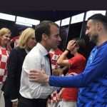 (FOTO) Kolinda Grabar Kitarović, Macron i Putin došli Vatrenima u svlačionicu
