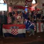(FOTO) Hrvati iz Singapura: Daleko smo ali smo svim srcem uz Vatrene i Hrvatsku