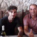 (FOTO i VIDEO) Šime Vrsaljko u Nadinu s Grdovićem zapjevao pjesmu za Olivera - na trenutak su svi utihnuli