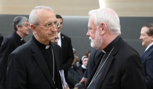 Predsjednik HBK nadbiskup zadarski Želimir Puljić i nadbiskup Paul Richard Gallagher