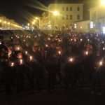 (FOTO) SJEĆANJE NA PAD GRADA VUKOVARA Više od četiri tisuće Hrvata i Nijemaca u Münchenu u mimohodu za hrvatski Vukovar