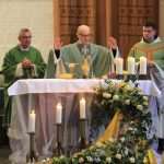 WIESBADEN: Dr. fra Miron Sikirić se oprostio od vjernika u HKM Wiesbaden, u službu uveden fra Kristijan Montina