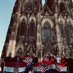 (VIDEO i FOTO) VIŠE OD 6 TISUĆA HRVATA JE VEČERAS NA UTAKMICI U KÖLNU Hrvatskoj protiv Brazila daju podršku Hrvati iz Kölna, Freiburga, Stuttgarta, Münchena, Frankfurta...