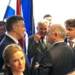 (FOTO i VIDEO) PREMIJER PLENKOVIĆ U DÜSSELDORFU: Nakon sv. Mise se družio s Hrvatima