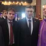 (FOTO i VIDEO) PREMIJER PLENKOVIĆ U DÜSSELDORFU: Nakon sv. Mise se družio s Hrvatima