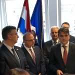 (FOTO i VIDEO) PREMIJER PLENKOVIĆ U DÜSSELDORFU: Nakon sv. Mise se družio s Hrvatima