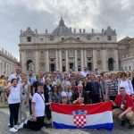 (FOTO) Hrvati iz Münchena u Italiji na hodočašću "stopama svetaca i apostola"