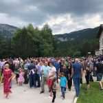 (FOTO i VIDEO) I veliki broj hrvatskih iseljenika u Svetištu Sv. Ilije Proroka u Masnoj Luci na Blidinju