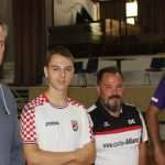 (FOTO I VIDEO) GESTA KOJA OTKRIVA VELIKOG GOSPODINA I TRENERA: Silvio Ivandija, trener RKHM Dubrovnik i pomoćnik Line Červara, oduševio mlade njemačke rukometaše i njihove trenere