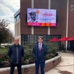 Amerika upoznaje svog hrvatskog junaka Petera Tomicha (Petra Hercega Tomića) prikazivanjem HRT-ova filma "Heroji se ne zaboravljaju"