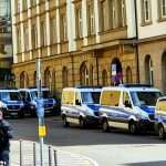 (FOTO) STUTTGART PUN POLICIJE: Zbog prošlotjednih izgreda, pristalice AfD održale prosvjedni skup kojem se protivio "Savez protiv desnice"