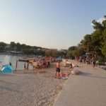 TURISTI I DOMAĆINI UŽIVAJU, O KORONI SE NE GOVORI: Dok Njemačka bilježi porast zaraženih, Nijemci u Hrvatskoj su i koronu "poslali na odmor"