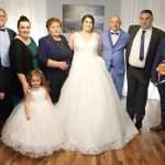 (FOTO) HRVATSKO VJENČANJE U BADEN-WÜRTTEMBERGU: Mladenci plijenili pozornost u automobilu s hrvatskim zastavama