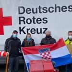 (VIDEO) IZUZETNA GESTA NIJEMACA: Gradonačelnik Kurz u 24 sata organizirao akciju te osigurao četiri kamiona za vožnju u Petrinju