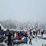 (FOTO i VIDEO) Dok su skijališta diljem Europe zatvorena, na Blidinju uživa mnoštvo posjetitelja