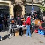 (FOTO) DOBAR JE OSJEĆAJ ČINITI DOBRO: Hrvati su beskućnicima iz Frankfurta dijelili hranu i higijenske potrepštine