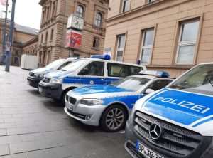 policija