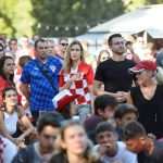 (FOTO) NIKOME NIJE LAKO: Pogledajte kako su hrvatski navijači u Hrvatskoj proživljavali dramu sa Španjolcima