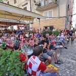 (FOTO) NIKOME NIJE LAKO: Pogledajte kako su hrvatski navijači u Hrvatskoj proživljavali dramu sa Španjolcima