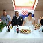 (FOTO)HRVATSKO VJENČANJE U NJEMAČKOJ: Mladenci nisu dugo čekali, čim su popustile epidemiološke mjere izrekli su sudbonosno "da"