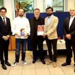 (VIDEO i FOTO) STUTTGART: Večernjakovu domovnicu primili NK Croatia Stuttgart, HKŠU Vila Croatia Stuttgart, Alain Blažević, HMI i GK RH u Stuttgartu