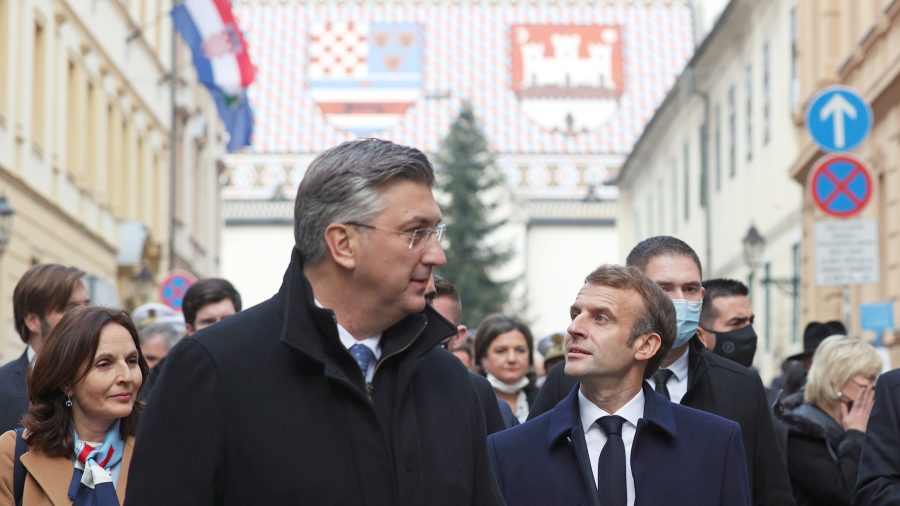 01. Plenkovic i Macron