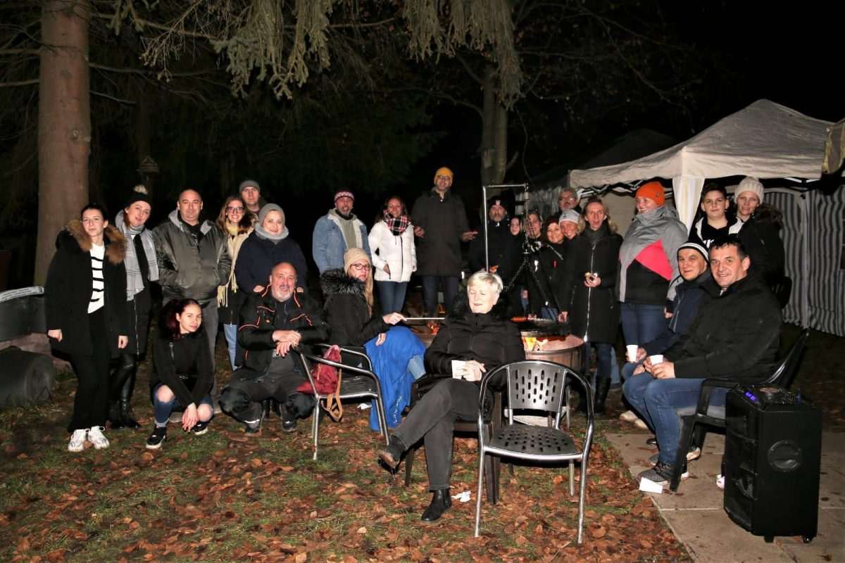 (FOTO): Hrvati se okupili kako bi zajedno dočekali blagdan Sveta tri kralja!