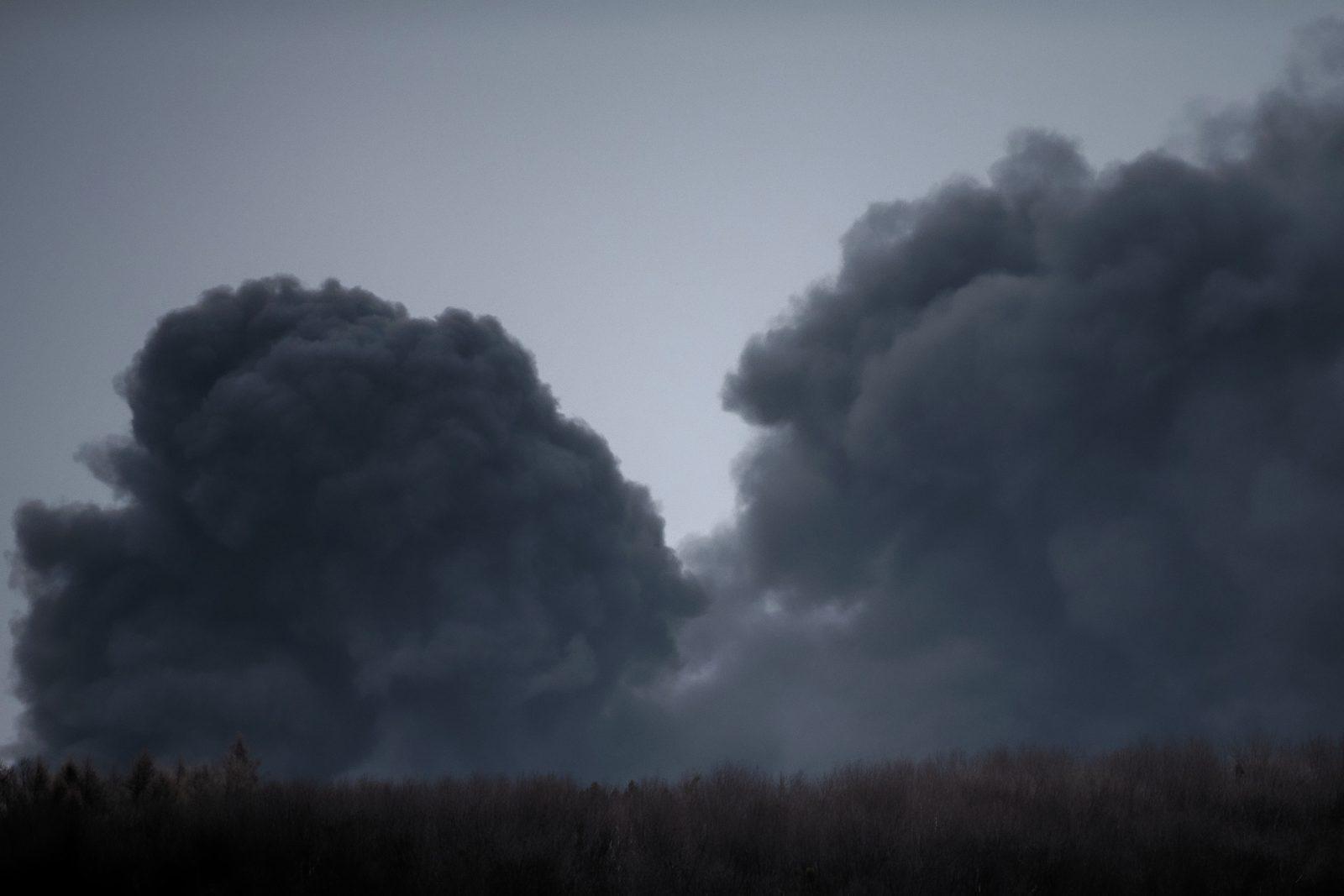 rat u ukrajini dim