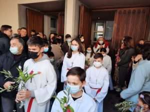 (VIDEO i FOTO) CVJETNICA U MAINZU: Hrvati u velikom broju na svetoj misi u crkvi sv. Bonifacija