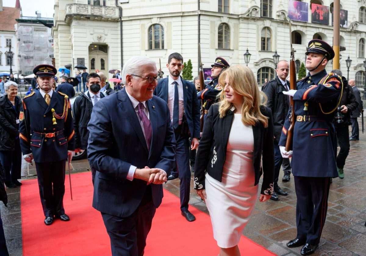 Frank-Valter Zuzana Caputova