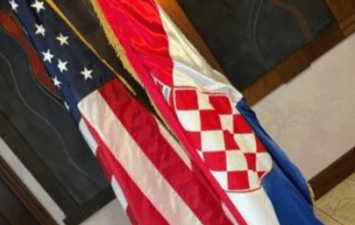 Američka i hrvatska zastava / Foto: Fenix (SIM)