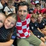 (FOTO/VIDEO): Hrvatska održala lekciju vaterpola Francuskoj! Hrvatski iseljenici na tribinama napravili odličnu atmosferu