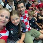 (FOTO/VIDEO): Hrvatska održala lekciju vaterpola Francuskoj! Hrvatski iseljenici na tribinama napravili odličnu atmosferu