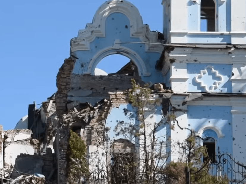 rat u ukrajini srusena crkva