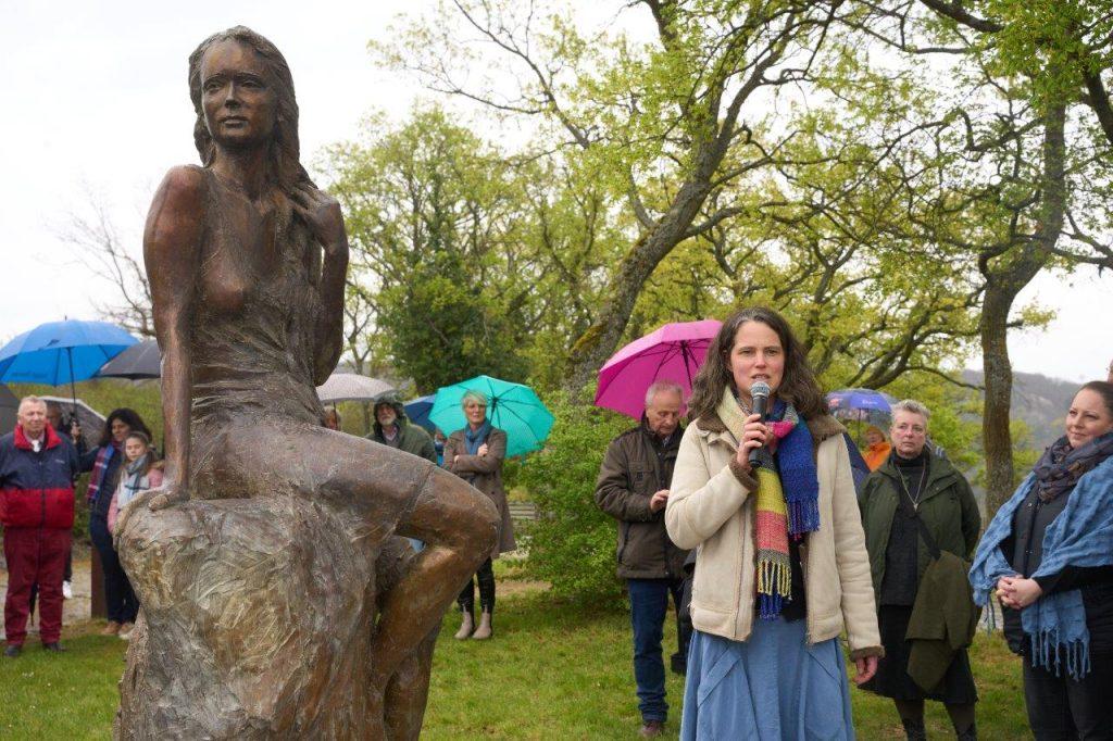 Neue Loreley Statue