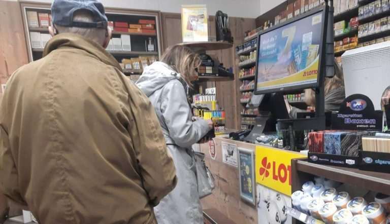 Loto kiosk (ILUSTRACIJA) / Foto: Fenix (MD)