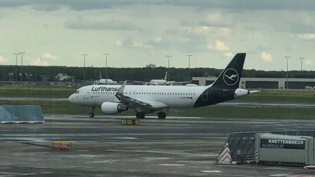 IZBJEGNUT ŠTRAJK UOČI USKRSA: Njemački zračni prijevoznik Lufthansa i sindikat Verdi postigli sporazum