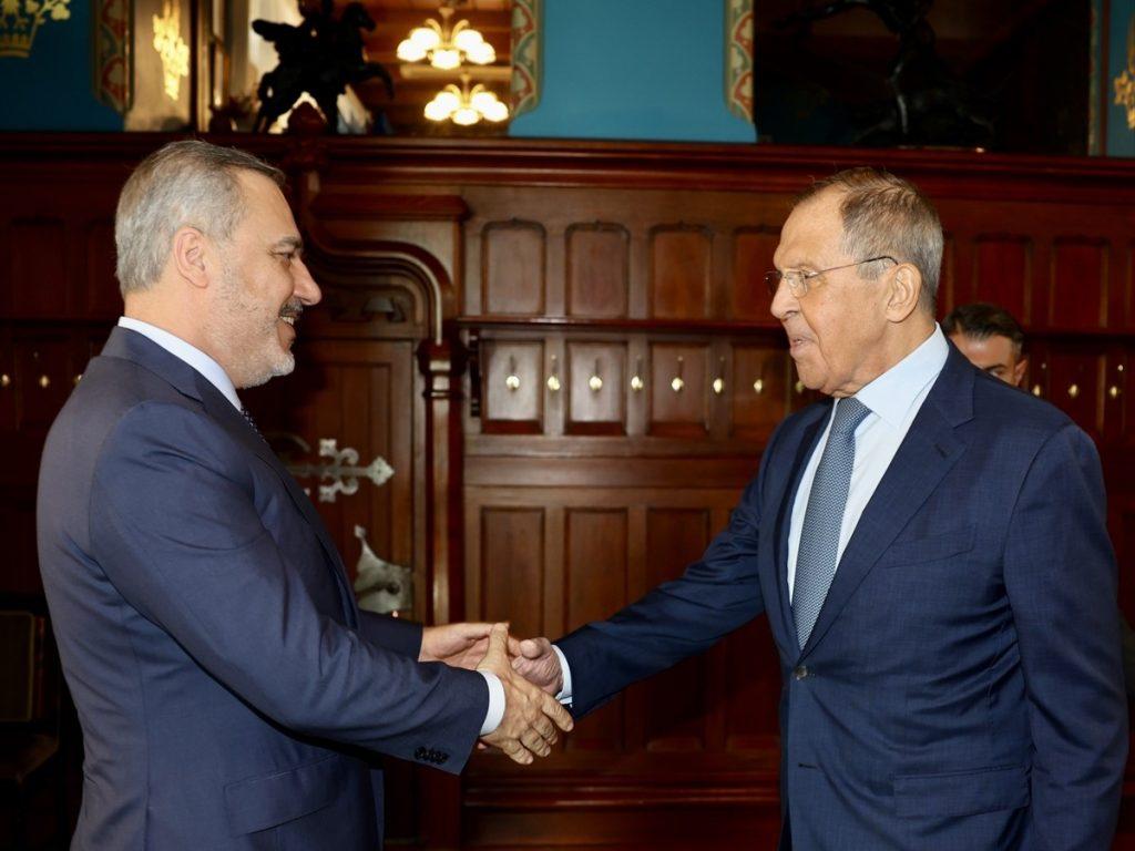 2. Ministar Sergej Lavrov i mianmarski ministar vanjskih poslova Than Sweom u Moskvi 2