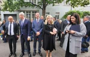 (FOTO i VIDEO) STUTTGART: Ministar Medved otkrio spomen-ploču hrvatskim žrtvama jugoslavenske komunističke UDBA-e