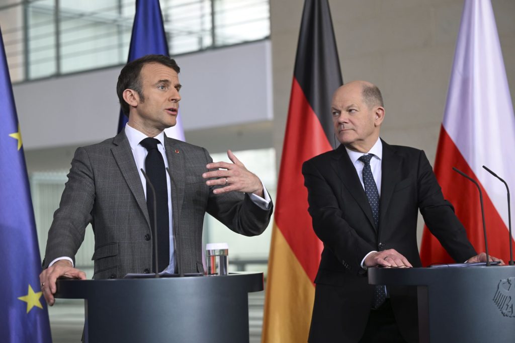 Francuski predsjednik Emmanuel Macron i njemački kancelar Olaf Scholz / Foto: Anadolu