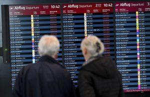 Putnici u njemačkoj zračnoj luci / Foto: Anadolu