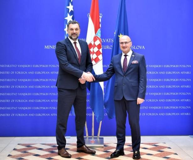 Šefovi diplomacije Hrvatske i Bosne i Hercegovine Gordan Grlić-Radman i Elmedin Konaković./ Foto:MVEP