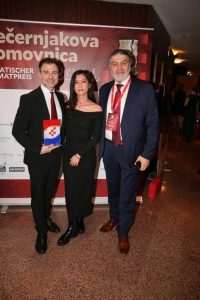 VELIKA FOTOGALERIJA SA SVEČANE DODJELE VEČERNJAKOVE DOMOVNICE: Domovina, hrvatsko iseljeništvo i prijatelji u Bad Homburgu