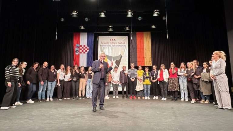 Tradicionalni 30. hrvatski folklorni festival u Mühlheimu am Main / Foto: Fenix (SIM)