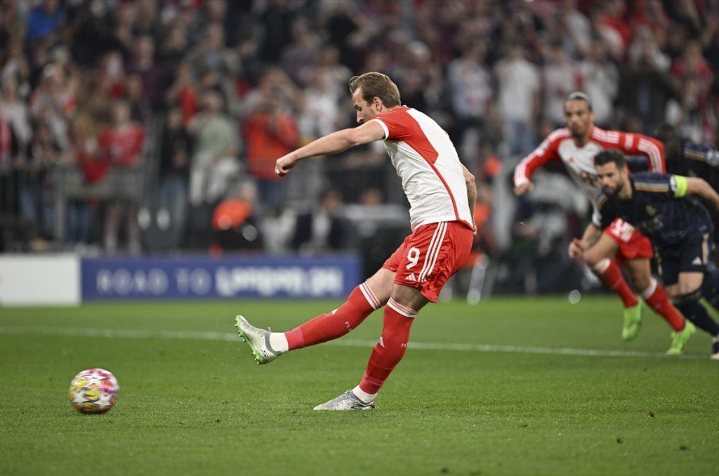 Harry Kane izvodi jedanaesterac / Foto: Anadolu