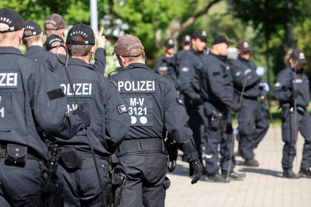 Njemačka policija (ILUSTRACIJA) / Foto: Bernd Wüstneck/dpa